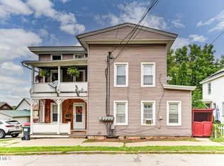 93 Montgomery St, Canajoharie, NY 13317