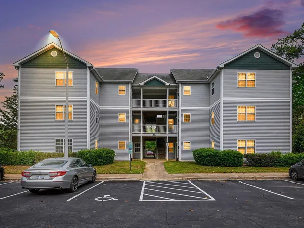 2031 Wolfmill Dr #101, Raleigh, NC 27609