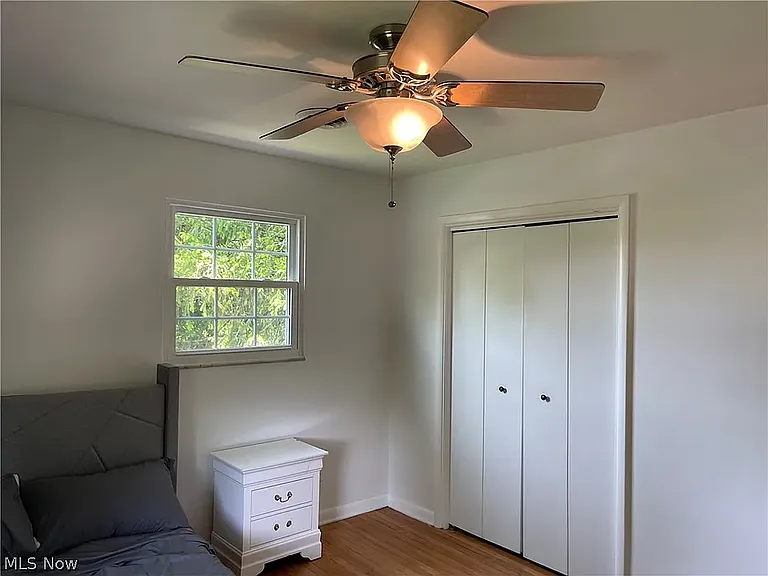 607 Castle Blvd — Photo 9