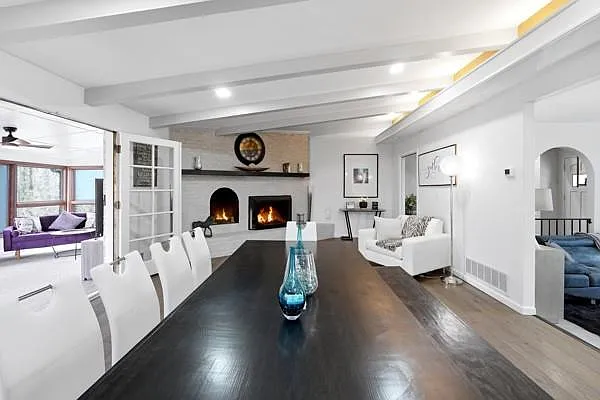 5 bed, 4.5 bath, 5003 sqft, $7,650 — Photo 4