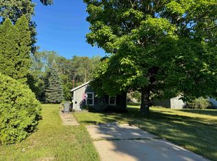 4712 Jefferson Ave, Midland, MI 48640