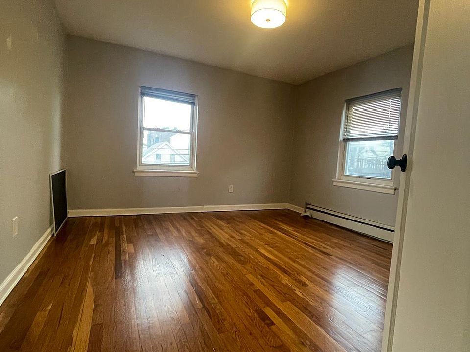 75 Clendenny Ave APT 3B, Jersey City, NJ 07304 | Zillow