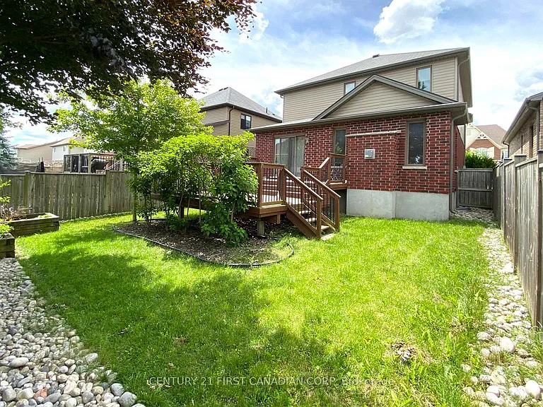 858 Roulston St — Photo 13