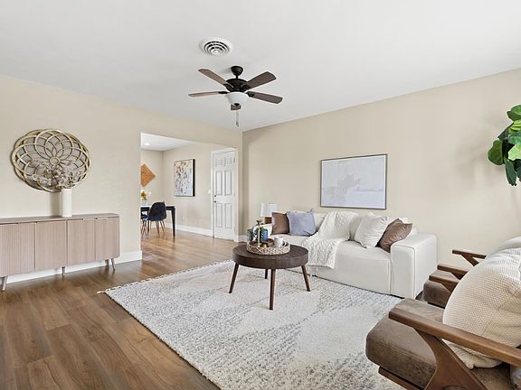 5th image of 81 Hollis Ln