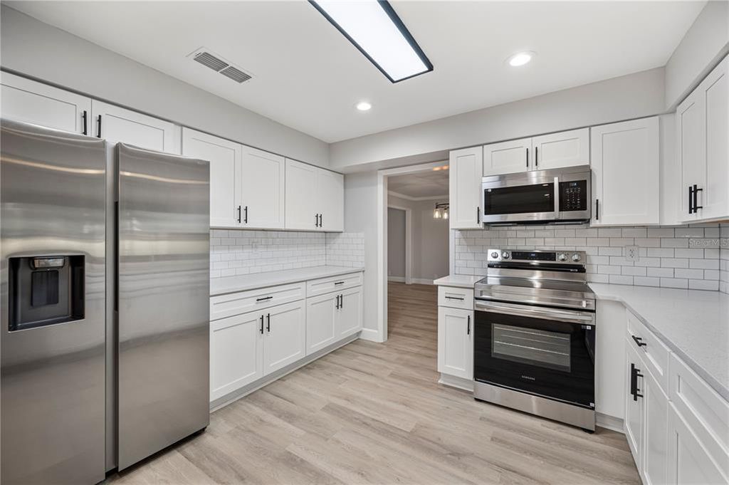 241 Greenfield Rd, Winter Haven, FL - View 3
