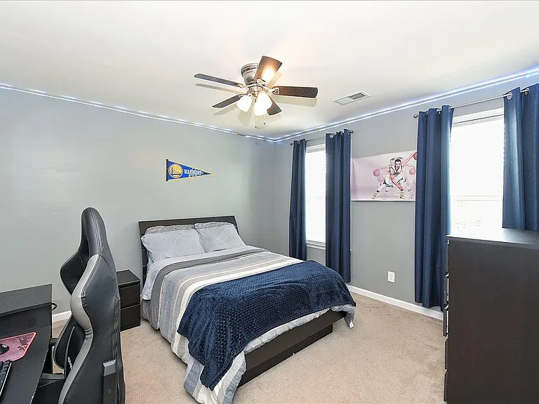 Bedroom 2 (2nd Floor)