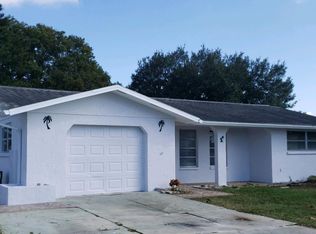 10328 Loquat Dr, Port Richey, FL 34668