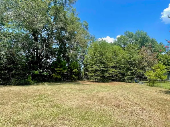 0 Empire St, Gladewater, TX 75647