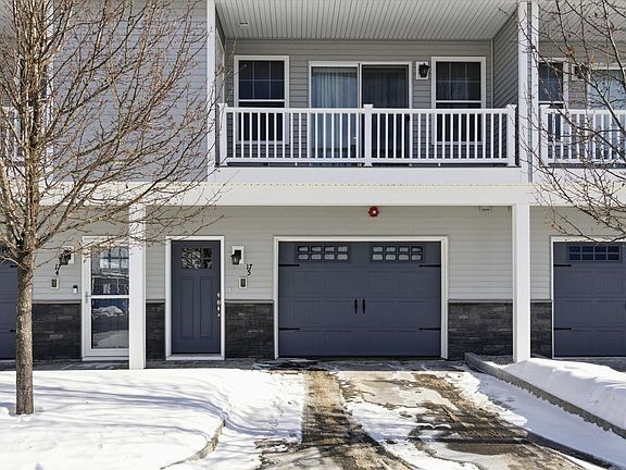 2nd image of 17 Callaway Drive #5