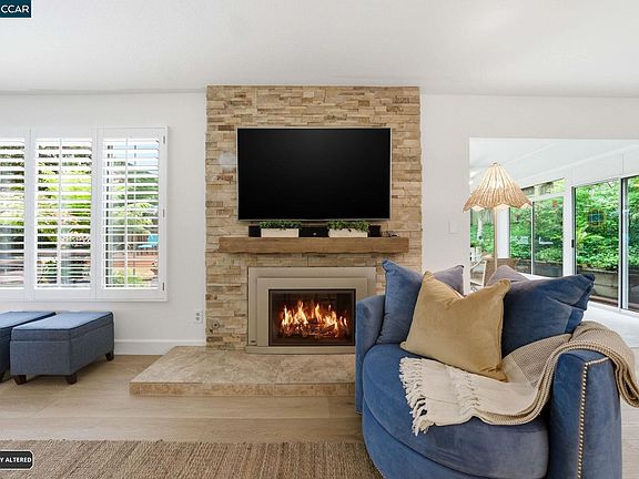 4th image of 2675 Durango Ln
