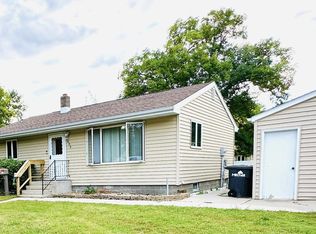 605 S Iowa St, Mitchell, SD 57301