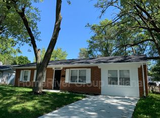 9220 E Rochelle Dr, Indianapolis, IN 46235