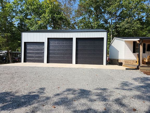 New 36' x 40' detach