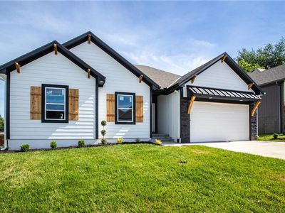813 SW Granite Ln SW, Blue Springs, MO, 64015