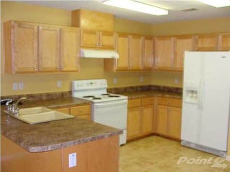 4th image of 752 Ladner Dr