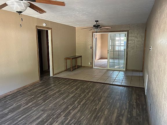 3rd image of 1705 E Pine Ave
