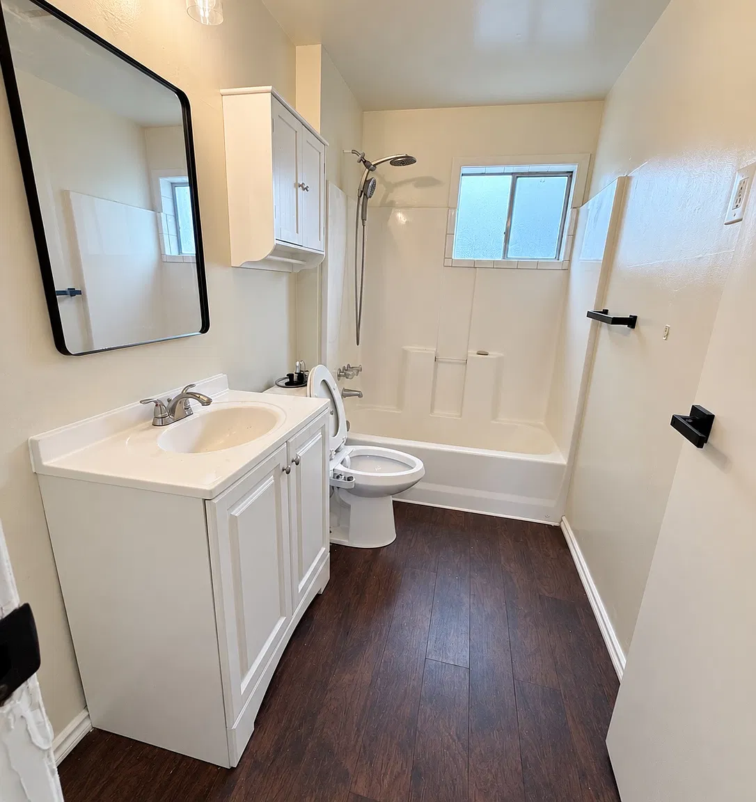 3 bed, 1312 sqft, $2,000 — Photo 4