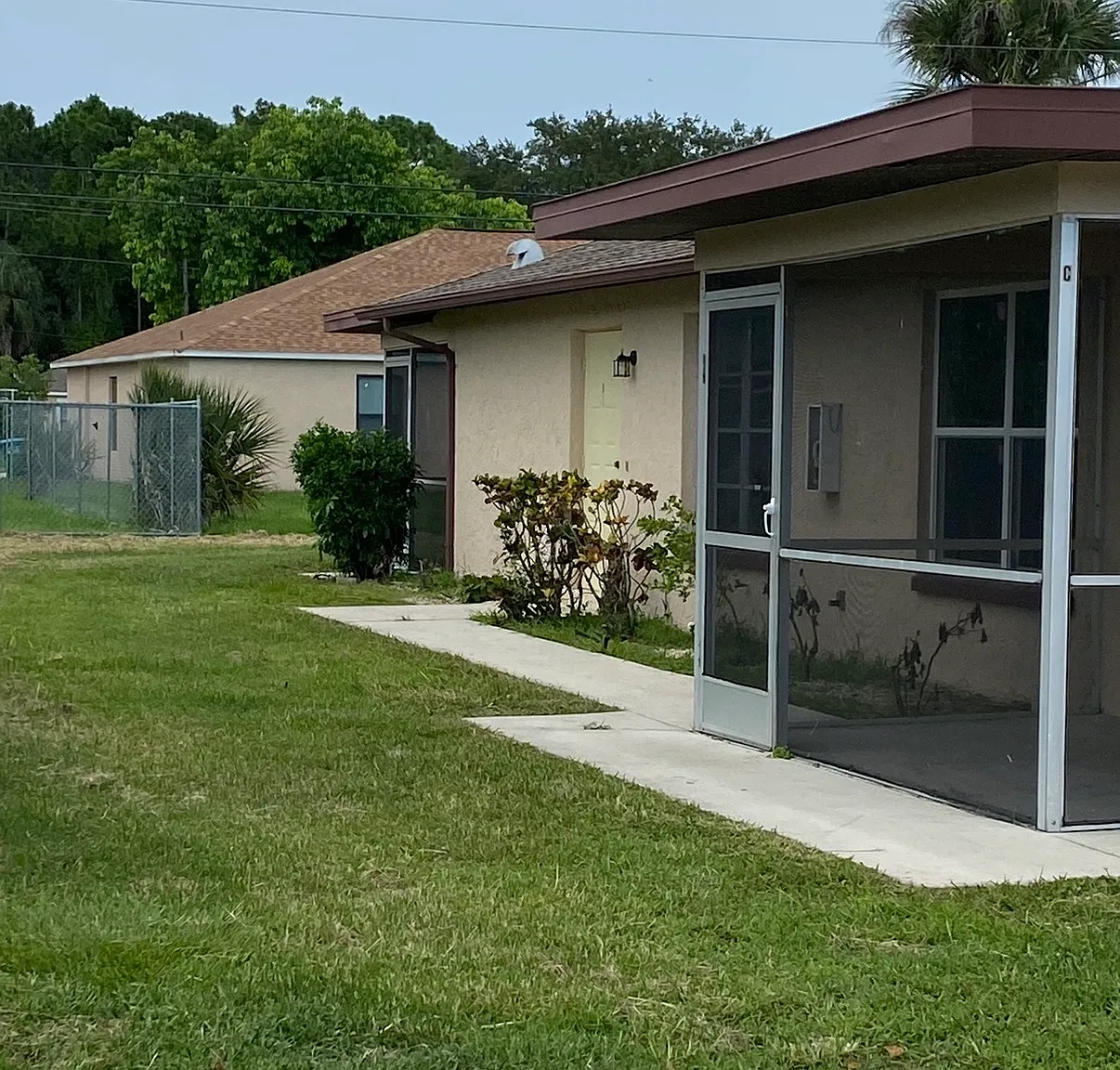 2 bed, 992 sqft, $1,400 — Photo 1