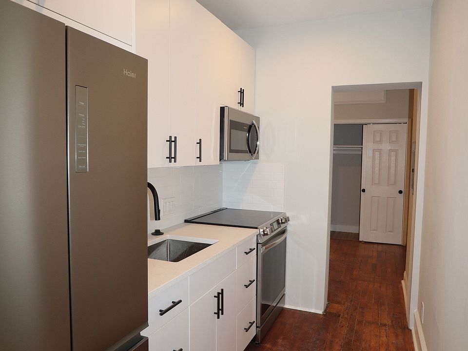 1st image of 1919 Green St #11314771