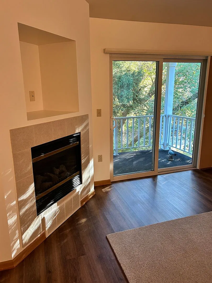 2 Bedroom | 2 Bathroom Condo — Photo 4