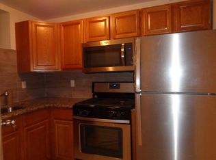 61 Remsen St, Staten Island, NY 10304