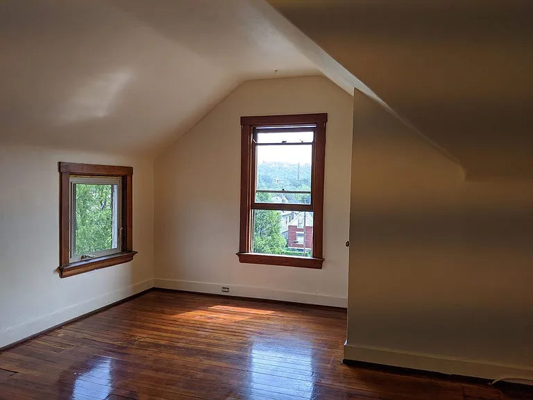20 Wallace Avenue — Photo 6