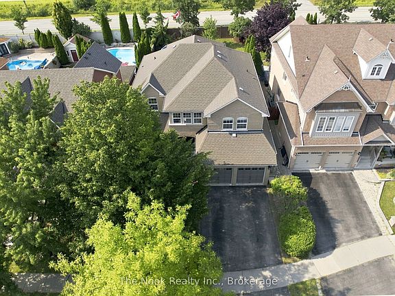 2nd image of 41 Dopp Cres
