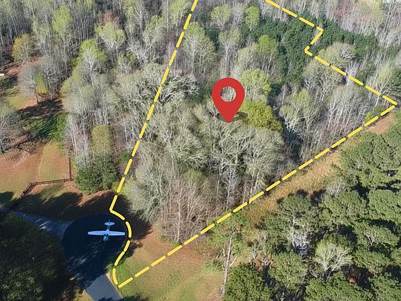 2nd image of 44 Aileron Ln