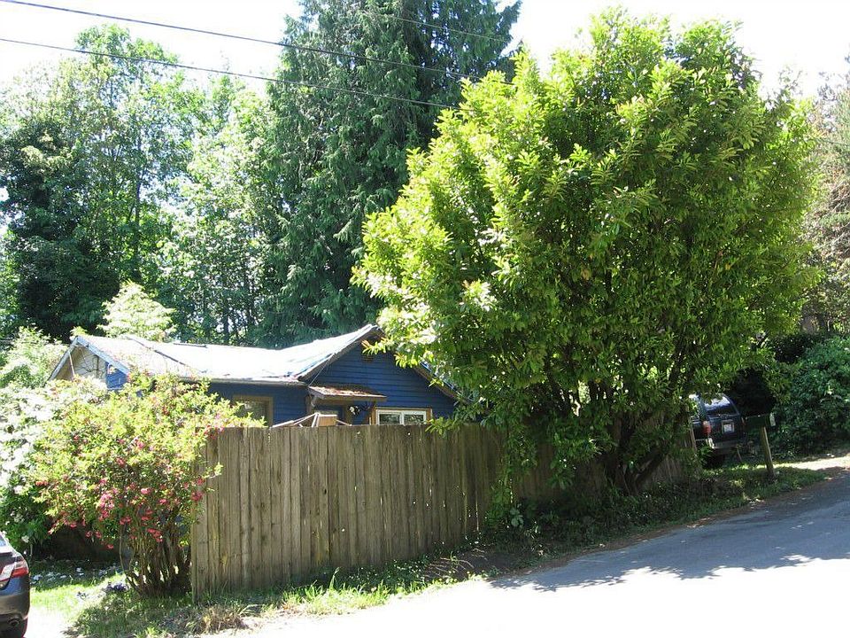 1st image of 6571 NE Fir St