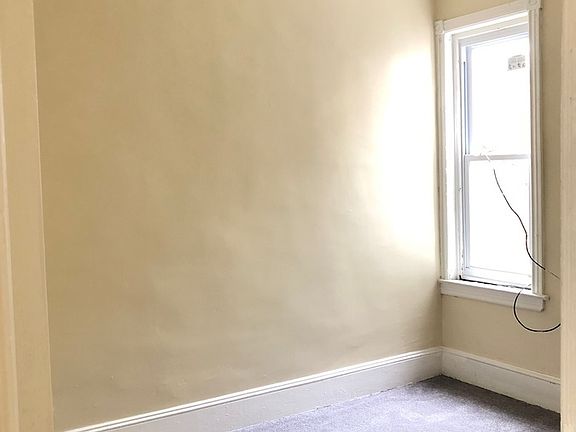 4th image of 6611 Haddington Ln