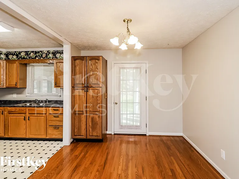 2333 Donnie Lee Dr — Photo 4