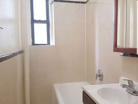 5th image of 415 Lefferts Ave APT D6