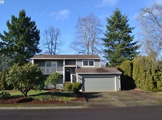 1095 S Elm Ct, Canby, OR 97013