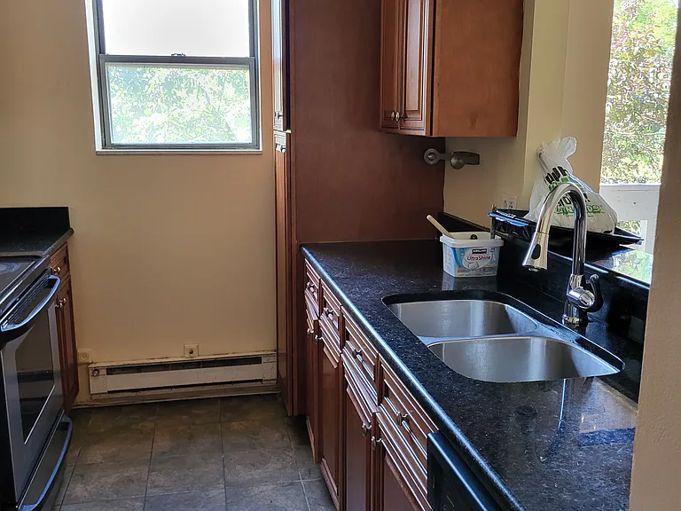 1351 N Winslowe Dr #202 — Photo 12