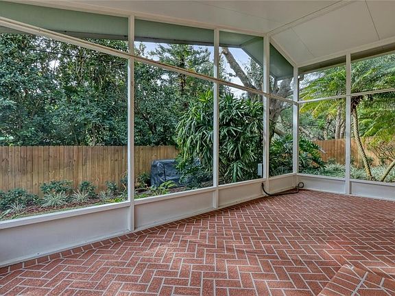 5th image of 8242 Woodsworth Dr