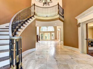 2115 River Falls Dr, Roswell, GA 30076