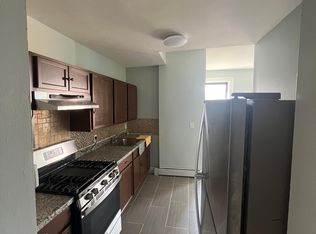 83 Central Ave #3W, Albany, NY 12206