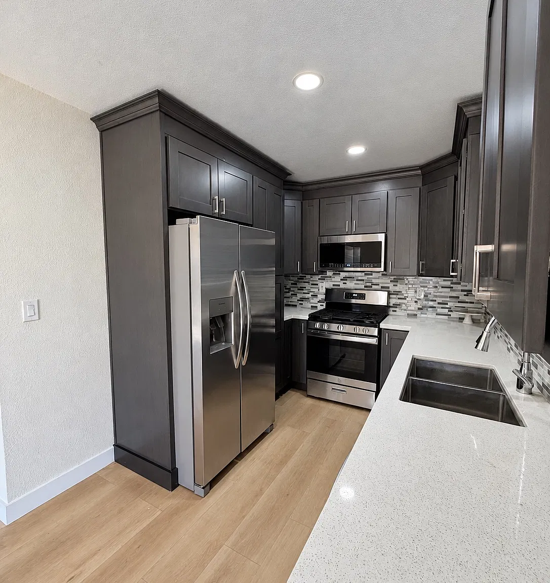 2 bed, $2,300 — Photo 2