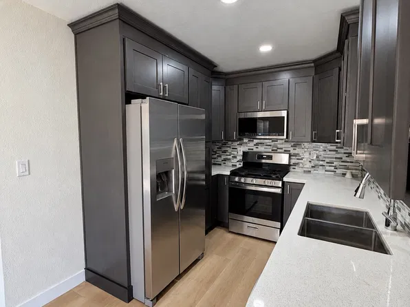 1769 Oxford Way #2, Stockton, CA 95204