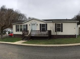 16 Jess Ln, Mc Donald, PA