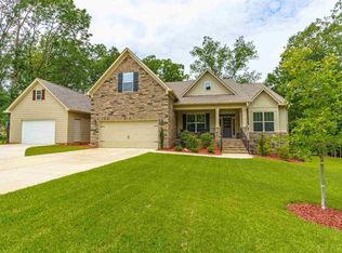 211 Limestone Rd, Chapin, SC 29036