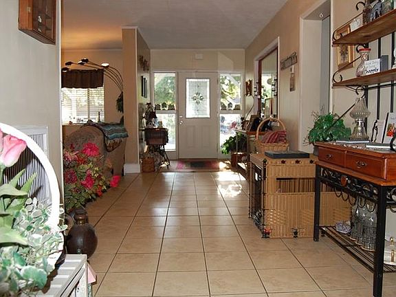 2nd image of 2559 El Capitan Dr