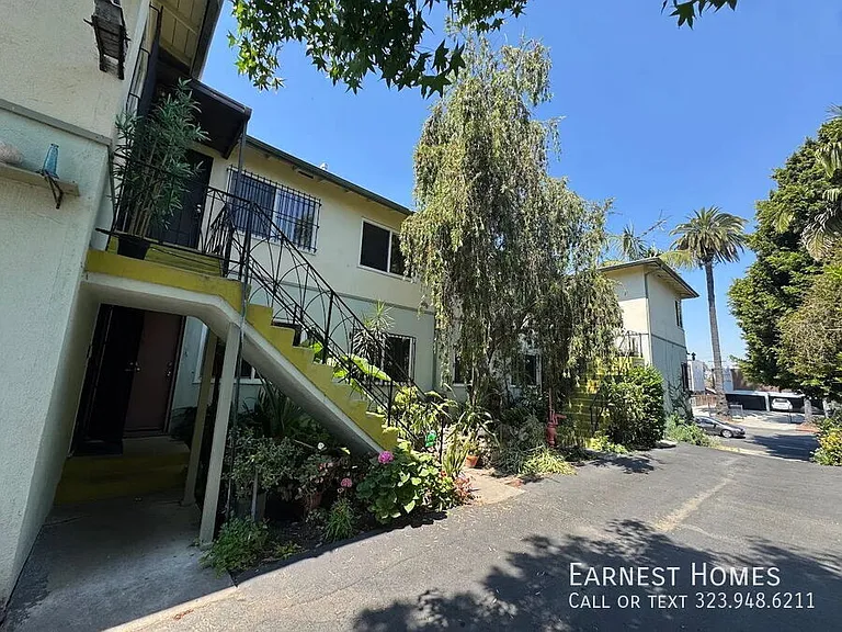 114 S Rampart Blvd #3 — Photo 11