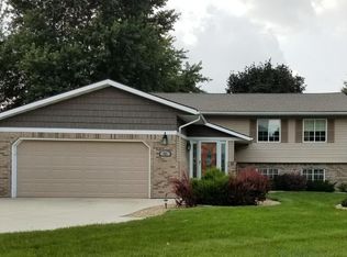 603 11th Ave NW, Dodge Center, MN 55927