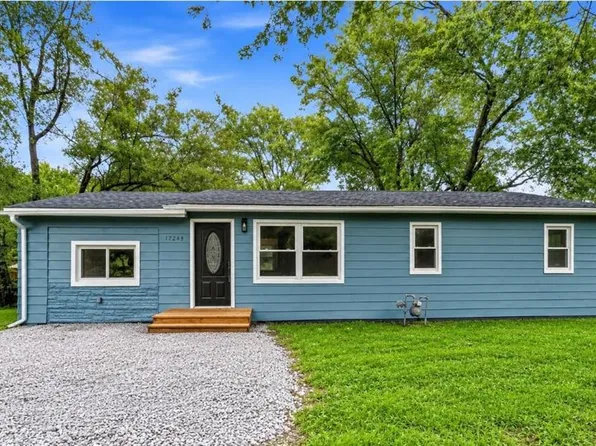 17249 S Prospect Ave, Belton, MO 64012