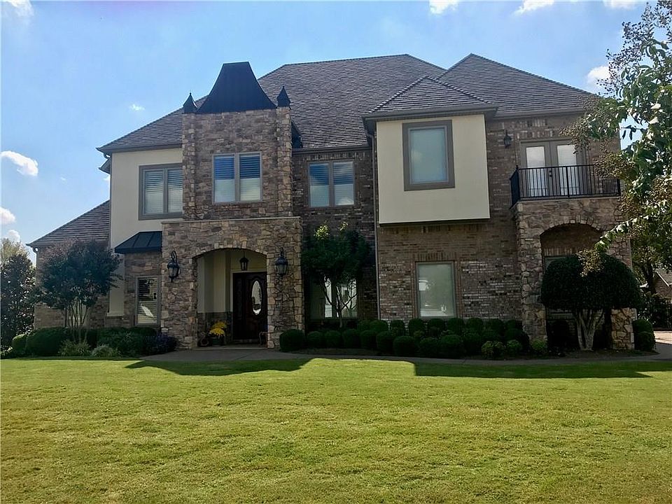 1st image of 6 Shetland Ln