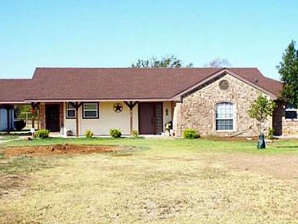 1st image of 2520 Emerald Forest Dr
