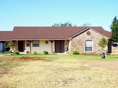 2520 Emerald Forest Dr, Burleson, TX, 76028