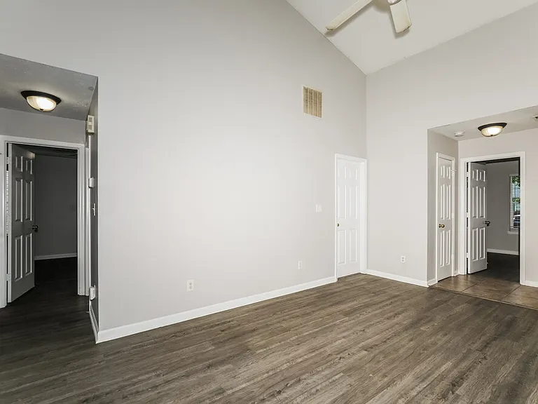 6439 Titania Dr — Photo 5