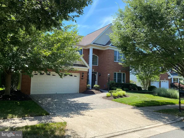 15417 Legacy Way, Haymarket, VA 20169